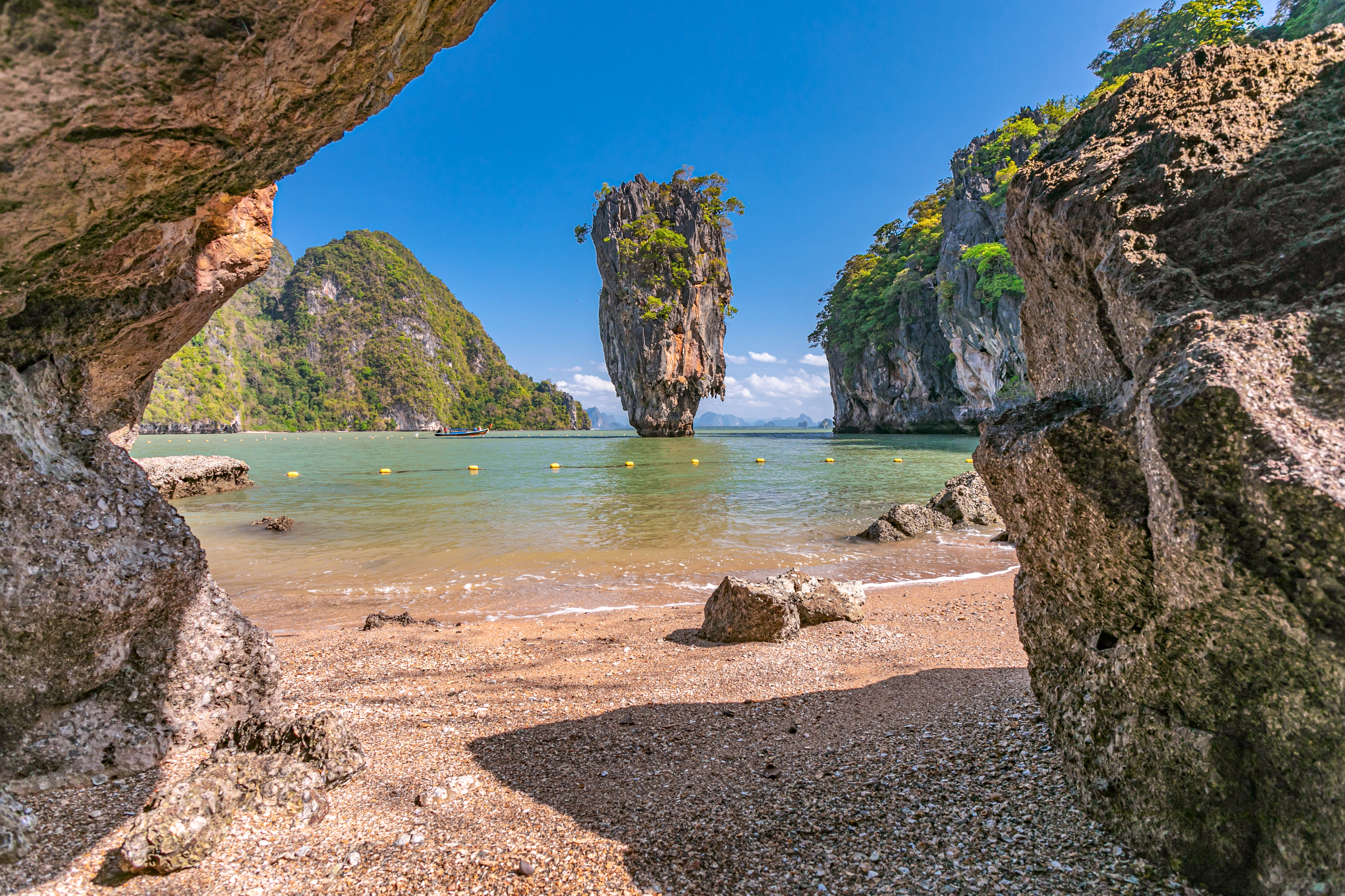 [JOIN TOUR] From Phuket: Day Trip James Bond – Naka Island – Canoe