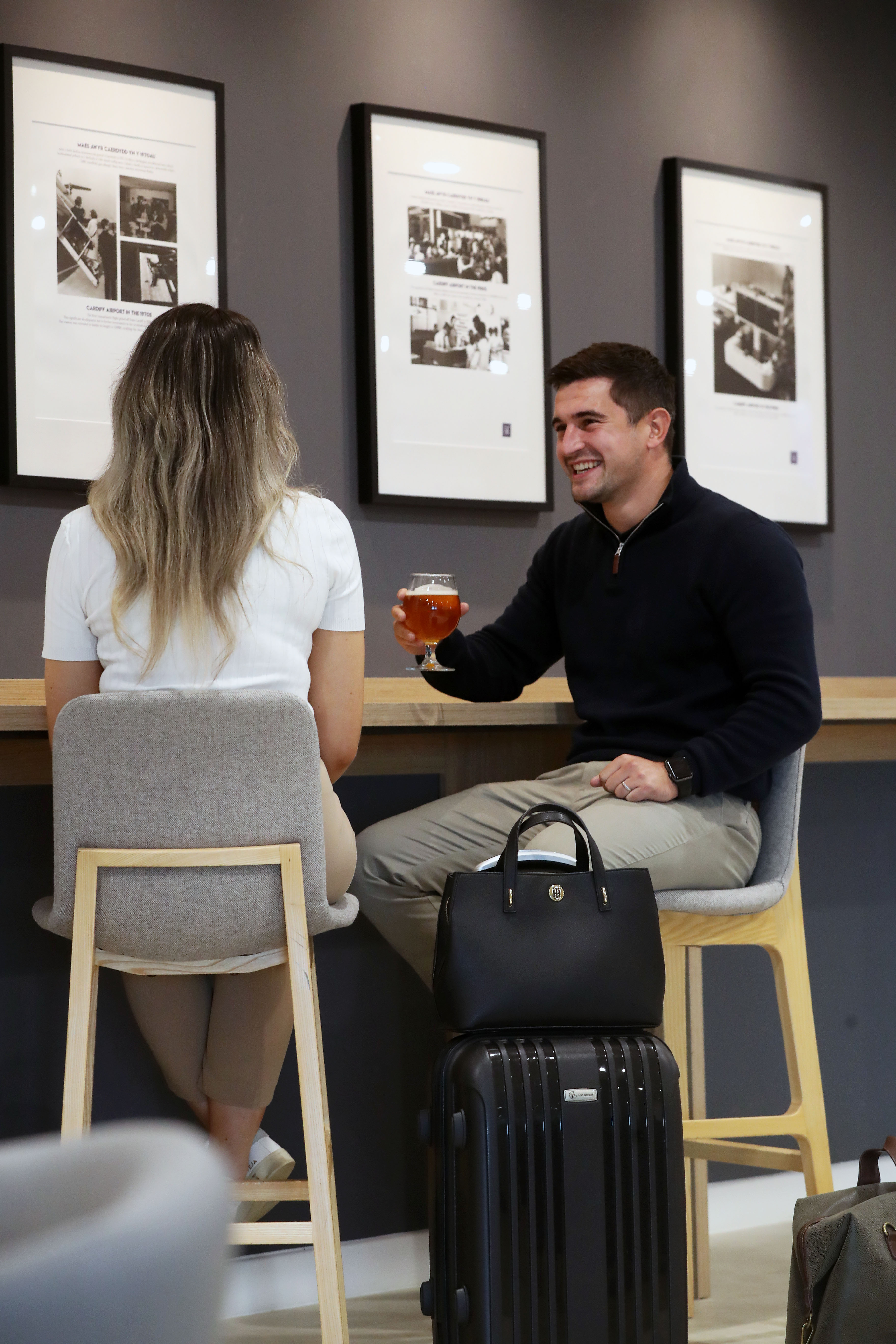 51 Degrees Executive Lounge Cardiff Airport - HolidaySG