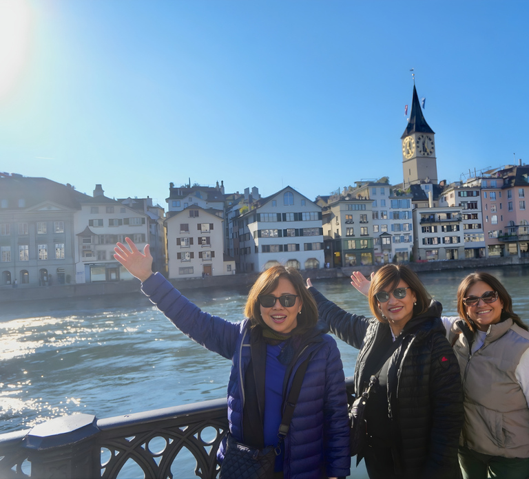 Zurich 3-in-1 City Walking Tour with Photoshoot & Flavors