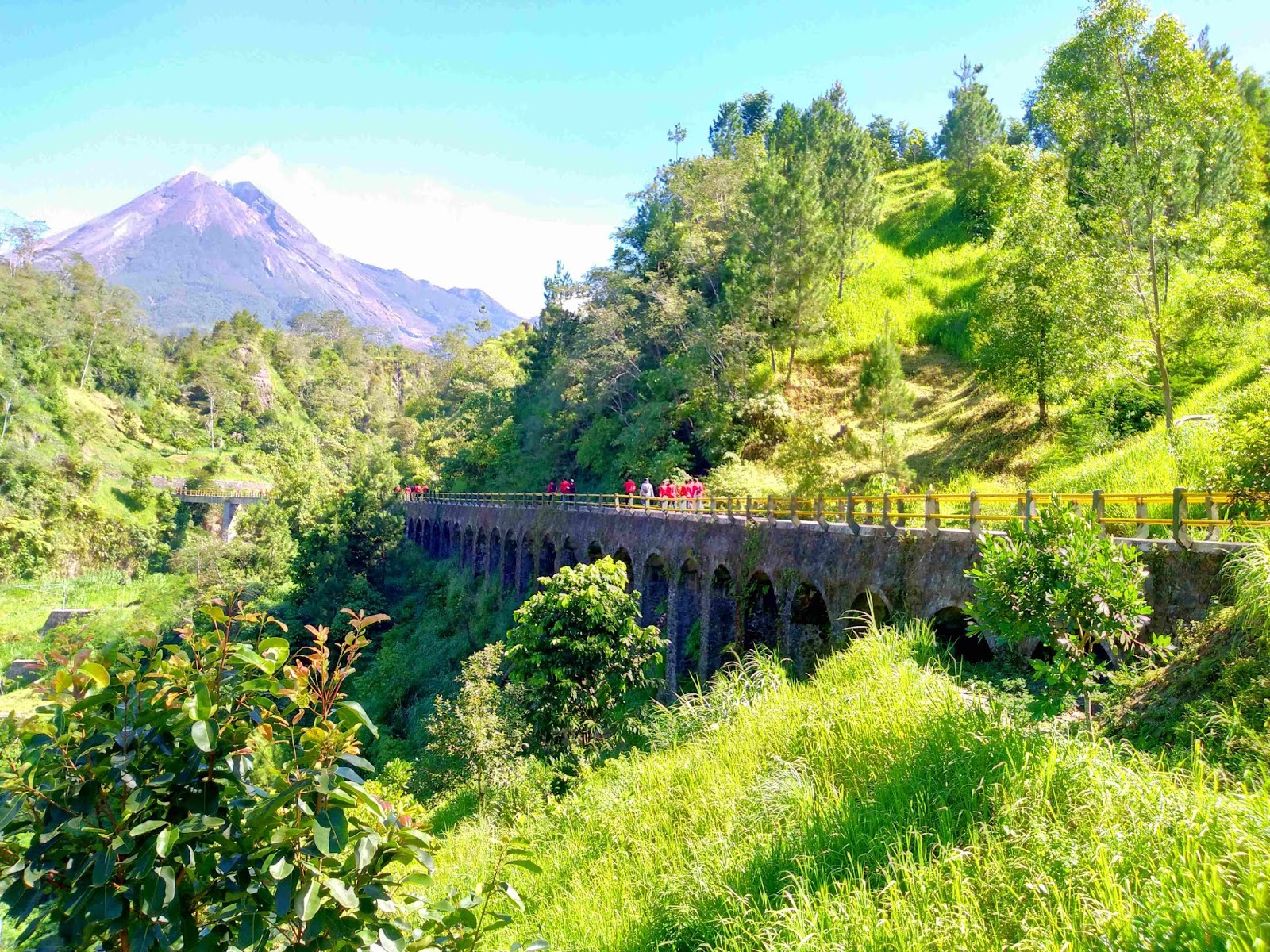 Trekking Merapi - HolidaySG