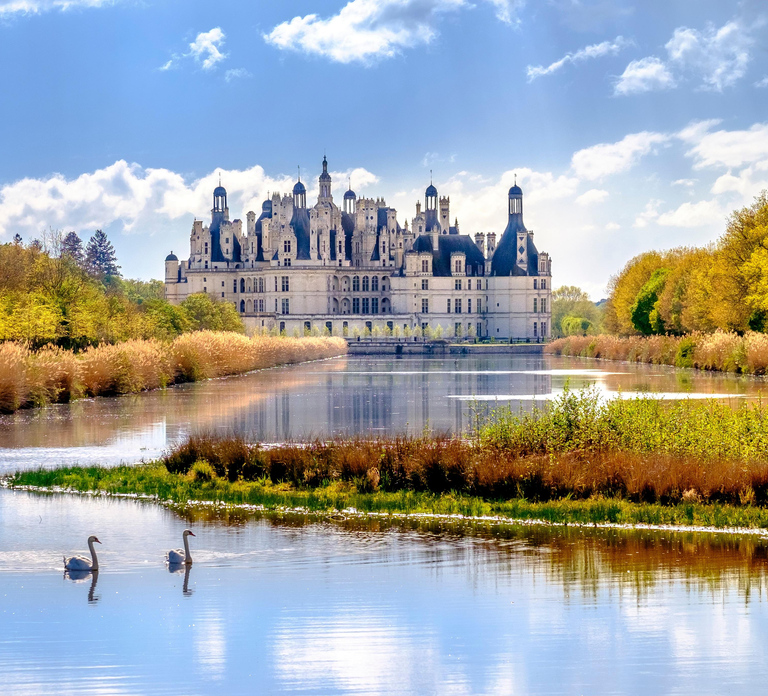 From Paris: Loire Valley Castles Day Trip With Wine Tasting