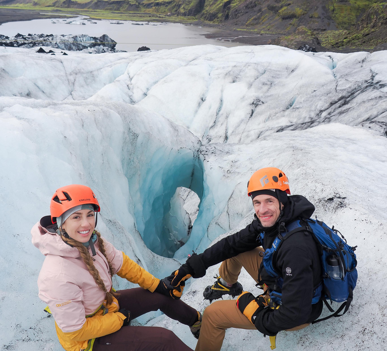 Skaftafell: Glacier Hike and Ice Climbing Tour