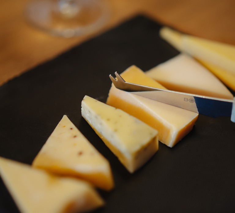 Amsterdam Walking Tour with Cheese Tasting