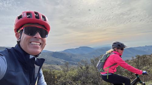 San Francisco: Marin Headlands Gravel Biking Tour +GG Bridge Day Tours