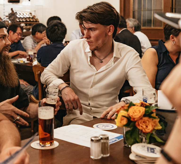 Düsseldorf: Altbier-Safari Beer Walking Tour