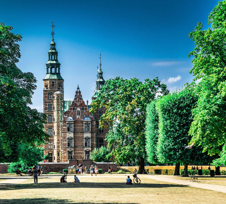 Copenhagen City & Rosenborg Castle Private Walking Tour