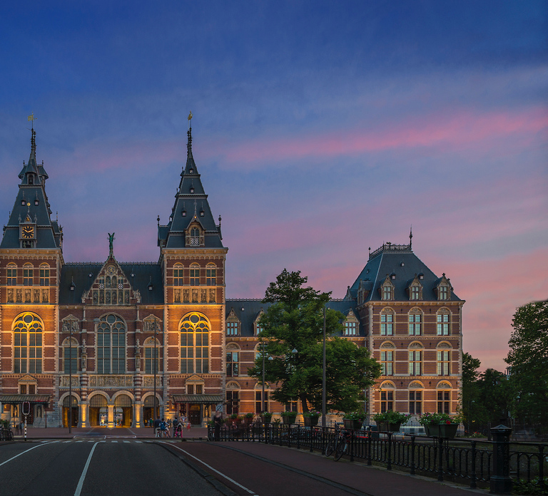 Amsterdam: Guided Rijksmuseum Tour