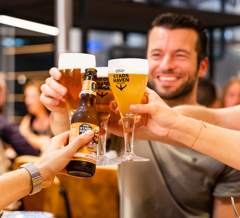 Rotterdam: Stadshaven Brewery Tour with Beer Tastings