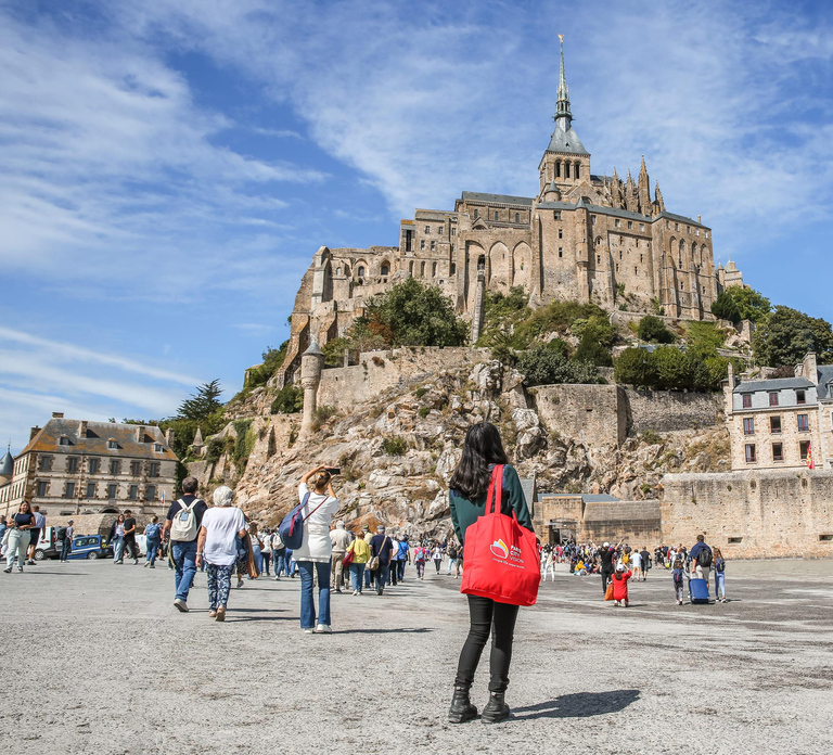 From Paris: Full-Day Mont Saint-Michel Guided Tour