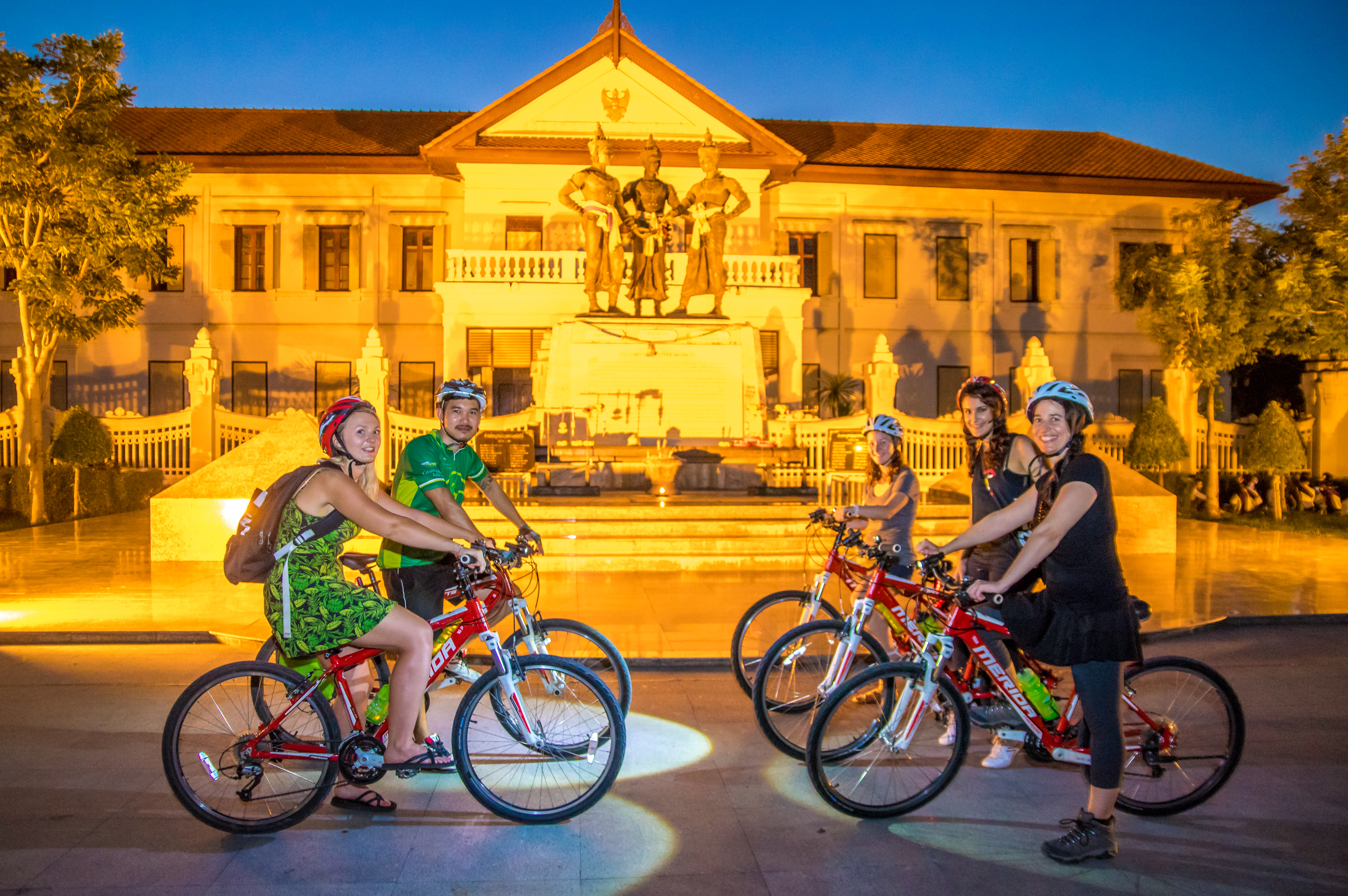 Chiang Mai Night Bike Tour