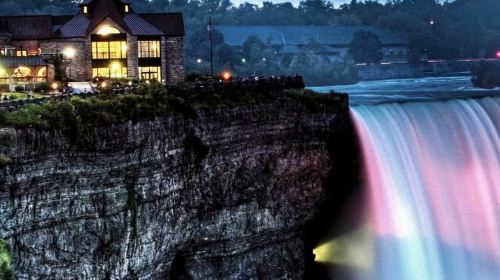From Toronto: Niagara Falls Evening Tour With Boat Cruise Day Tours