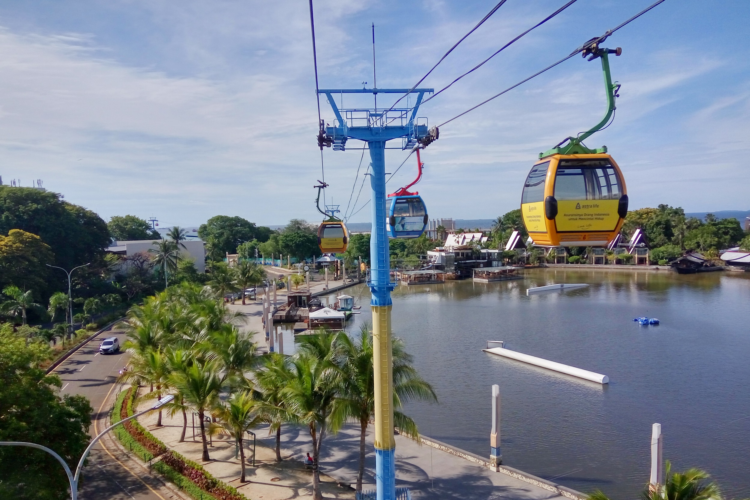 Gondola Ancol - HolidaySG
