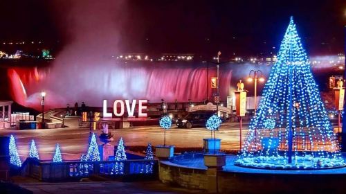 From Toronto: Winter Festival of Lights Niagara Falls Tour Day Tours