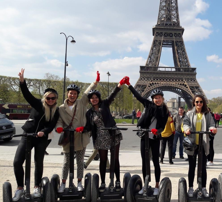 Paris: 1.5-Hour Private Segway Tour