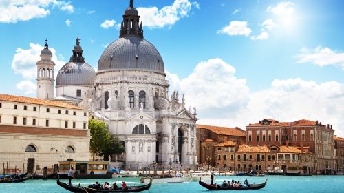Grand Canal + Ponte dell'Accademia + St Mark's Campanile + Lido di Venezia + Basilica Santa Maria della Salute day tour Day Tours
