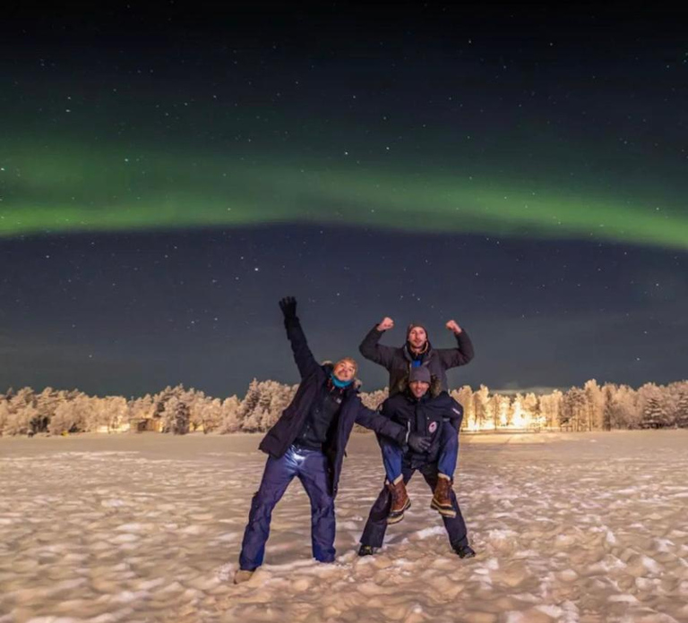Northern Lights photography tour with BBQ