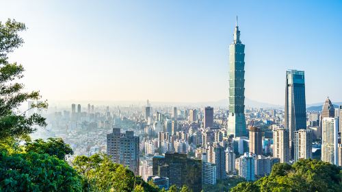 Taipei National Palace Museum + Chiang Kai-shek Memorial Hall + Monga Longshan Temple one-day tour[Guaranteed Departure] Day Tours - HolidaySG