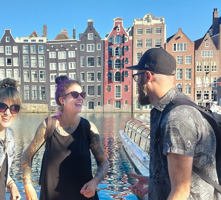 Amsterdam: Small-group Guided Walking Tour (French/English)