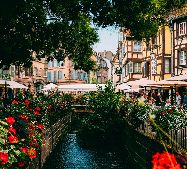 From Strasbourg: Colmar, Riquewihr, & Eguisheim Day Trip
