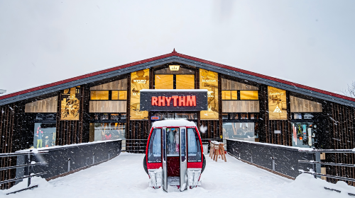 RHYTHM HIRAFU Niseko Premium Ski Wear & Equipment Rental | High-End Selected Gear Shop for Hokkaido Skiing