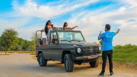 Evening Heritage Safari by Vintage G Class at Al Marmoom Oasis from Dubai - Shared Tour