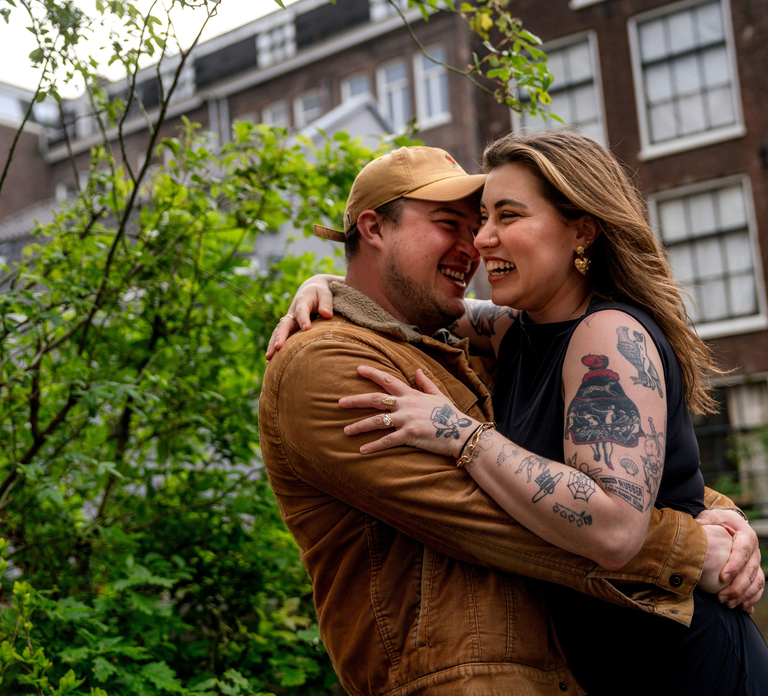 Amsterdam Canals Photoshoot: Private Solo, Family or Couples