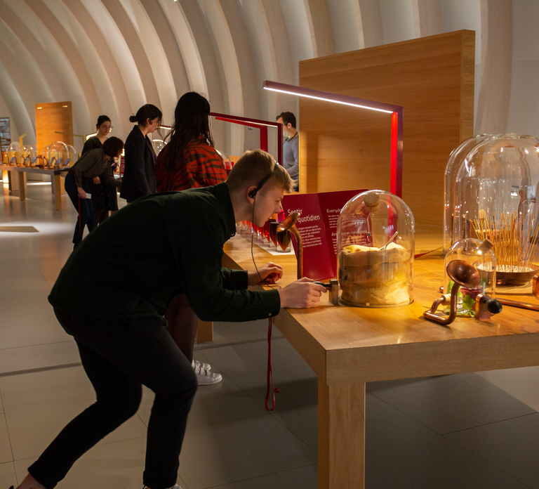 Bordeaux: Cité du Vin Entry Ticket and Wine Tasting - HolidaySG
