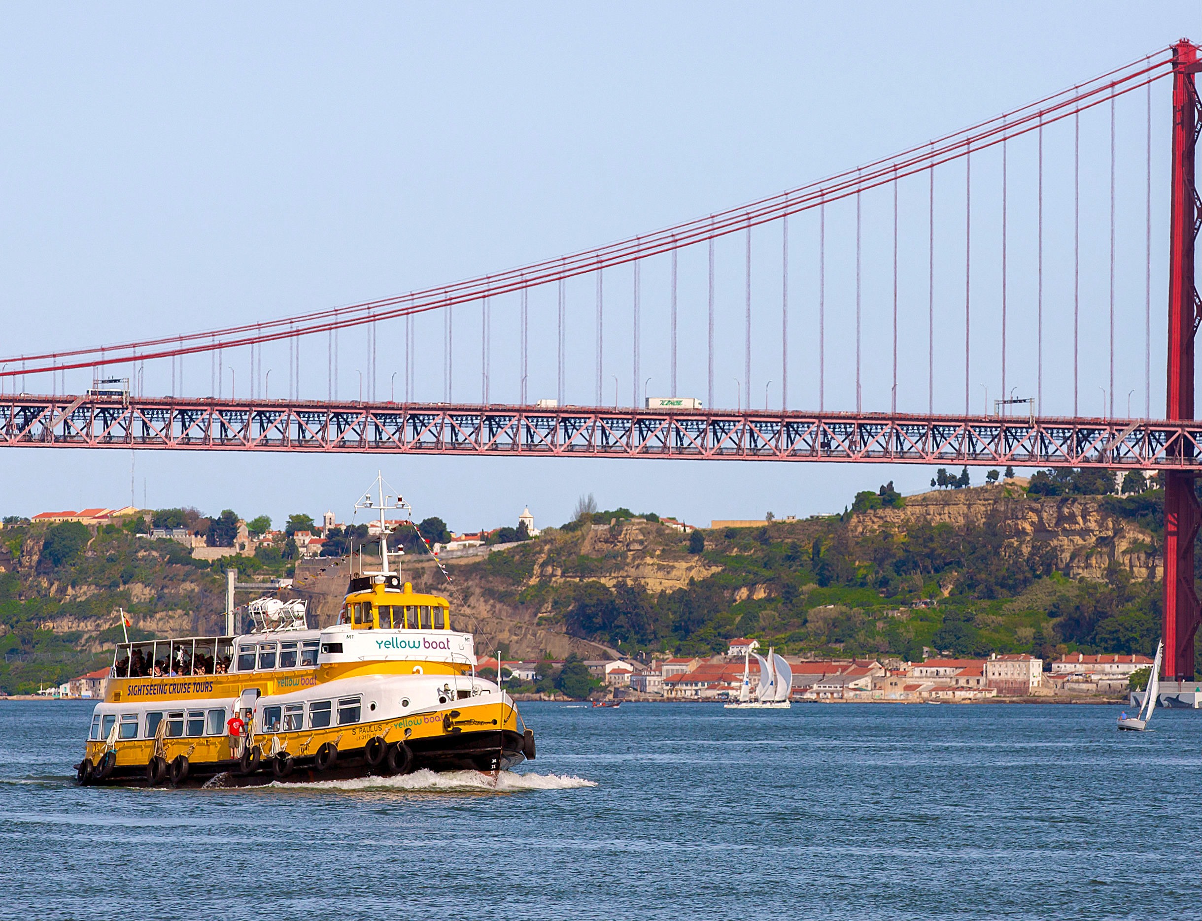 Lisbon: Hop-on Hop-off Boat Tour by Yellow Boat - HolidaySG