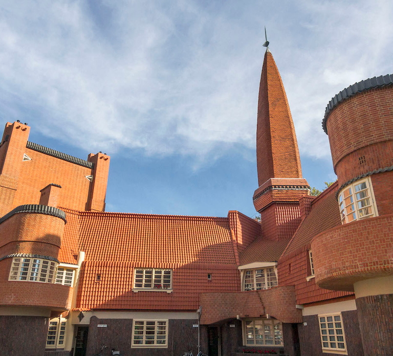 Amsterdam: Architecture Museum Het Schip Entry Ticket & Tour