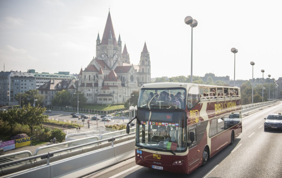 Big Bus Tours Vienna Hop-on, Hop-off Sightseeing Tour