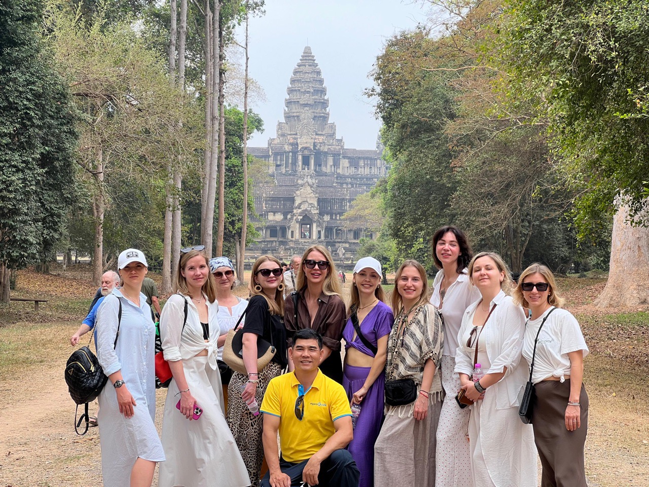 (Free e-SIM) Classic Angkor Wat Sunrise or Sunset Full DayTour - HolidaySG