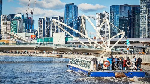 Port of Melbourne and Docklands Sightseeing Cruise Day Tours