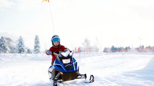 Hokkaido Japan One-Day Tour from Sapporo: Shiroi Koibito Park, Otaru & Bibai Snow Land 