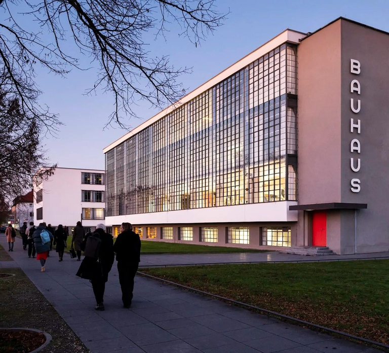 Weimar, Dessau, & Berlin: Bauhaus Tour with Goodie Bag