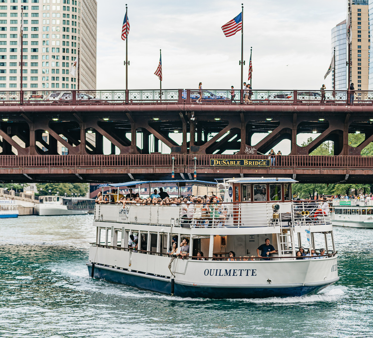Chicago River: 1.5-Hour Guided Architecture Cruise