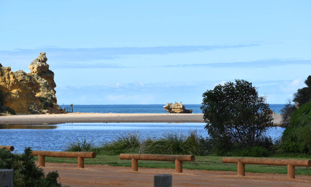 Great Ocean Road Private Scenic Tour - HolidaySG