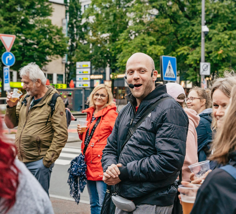 Hamburg: Reeperbahn Lust & Laster Tour for Adults Only