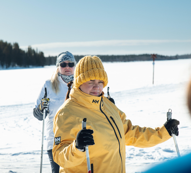 Levi: Cross-Country Skiing Tour for Beginners