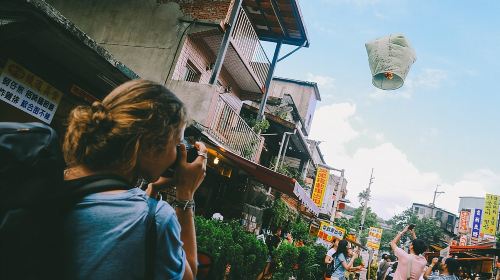 Half Day Private Tour to Jiufen, Shifen Waterfall & Pingxi Sky Lantern Day Tours