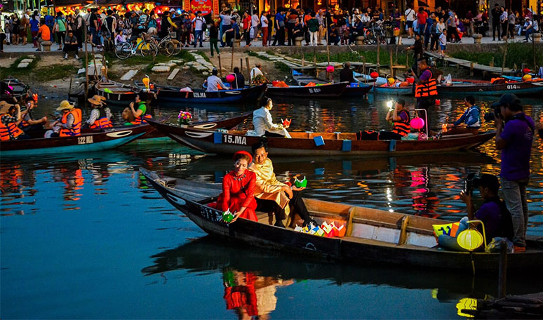 SON TRA PENINSULA MARBLE MOUNTAIN HOI AN ANCIENT TOWN