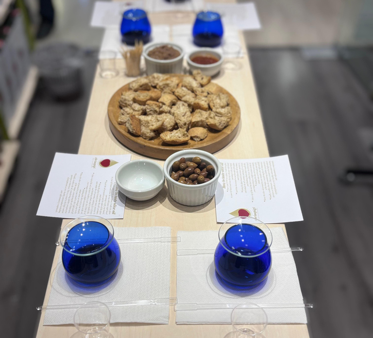 Athens: Cretan Olive Oil Tasting Experience