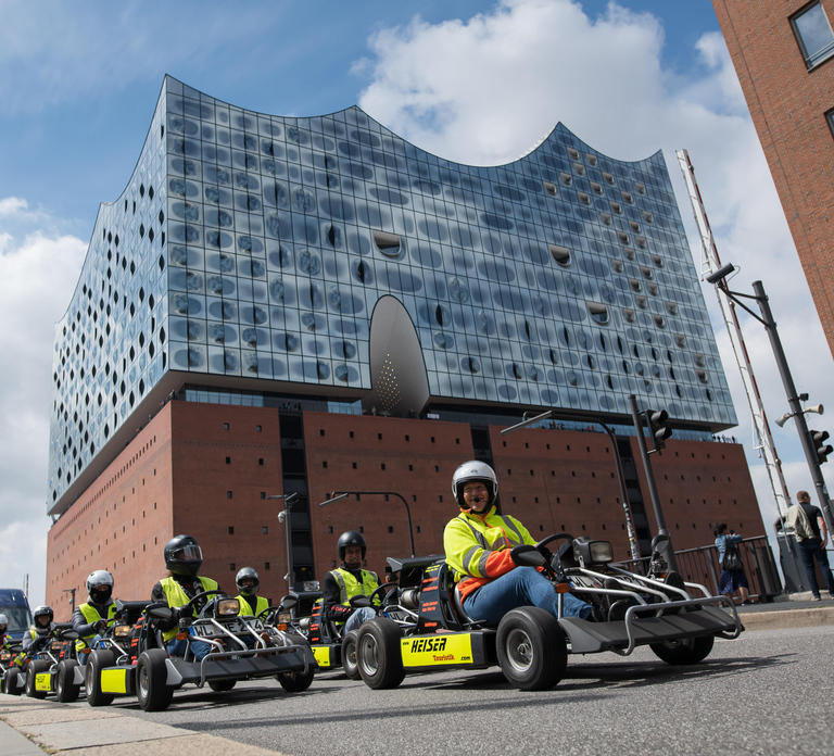 Hamburg: Panoramic Streetkart Tour