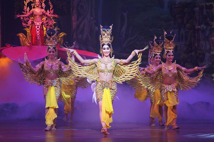 Alcazar Show - HolidaySG