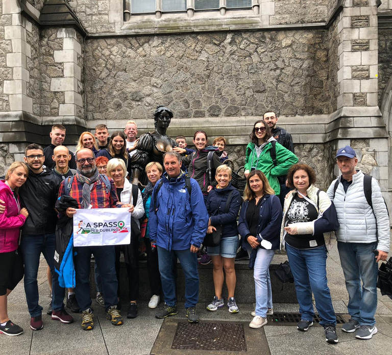 Dublin Highlights: 2.45-Hour Walking Tour in Italian