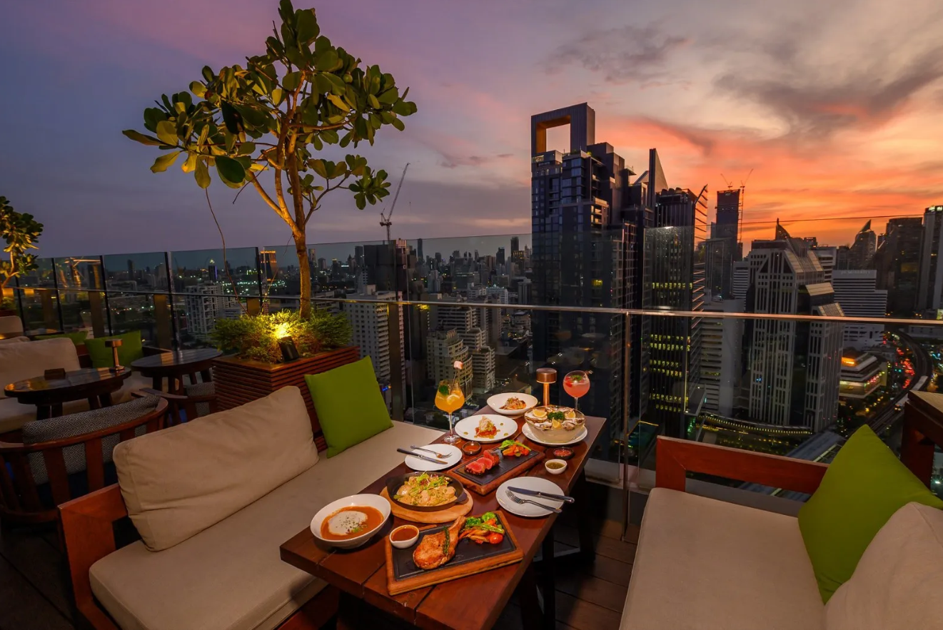 Spectrum Rooftop at Hyatt Regency Bangkok Sukhumvit