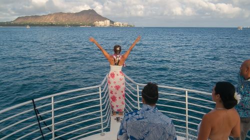 BYOB Sunset Cruise off the Waikiki Coast Day Tours