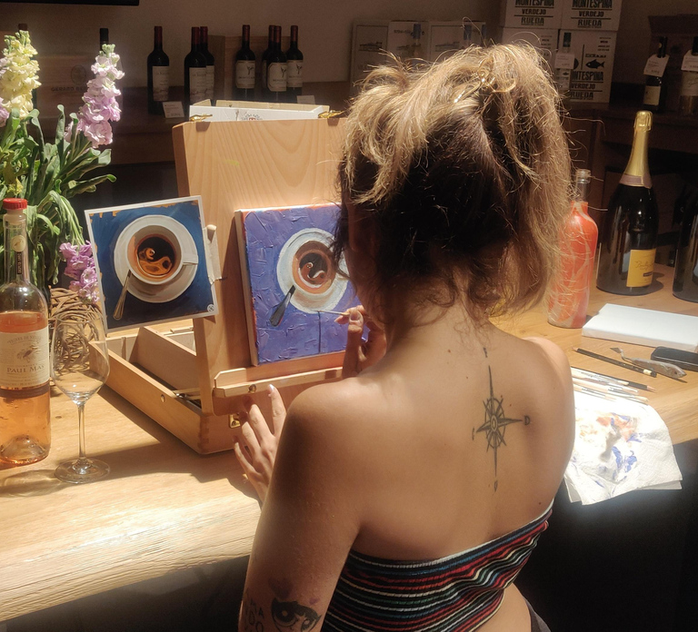 Berlin: Wine on Canvas - Paint Workshop and Wine Tasting