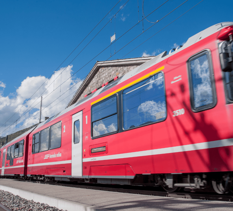 From Milan: Round-Trip Bernina Red Train to Saint Moritz