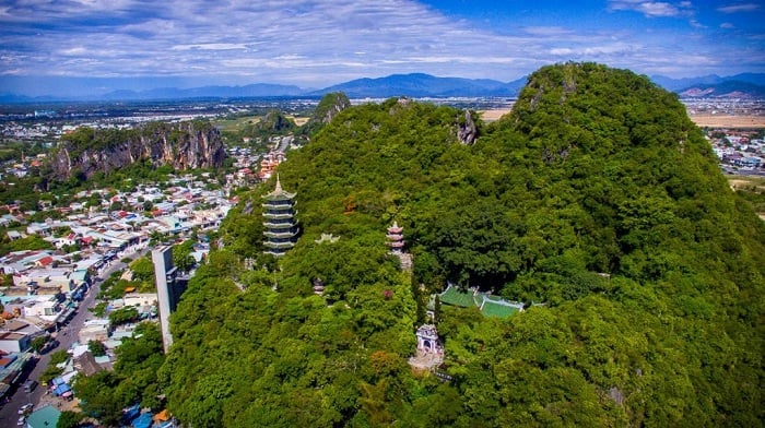 Hoi An Acient Town + Mable Mountain (Chinese Speaking Guide)