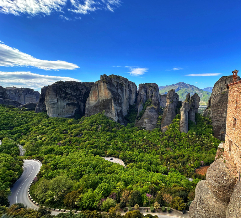 From Athens: 2-Day Meteora Trip with Tansportation & Hotel